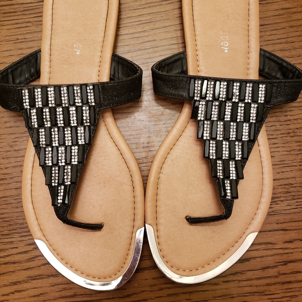 Black thong slides